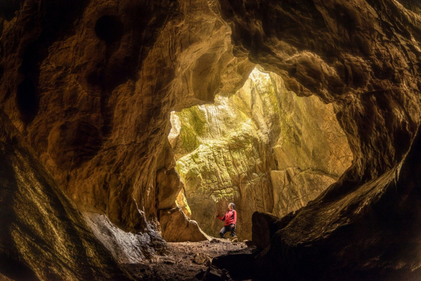 пещера Страшная_Денис Соломахин.jpg