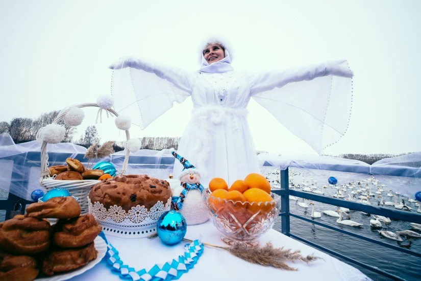Алтайская зимовка на Лебедином озере_Денис Барсуков.jpg