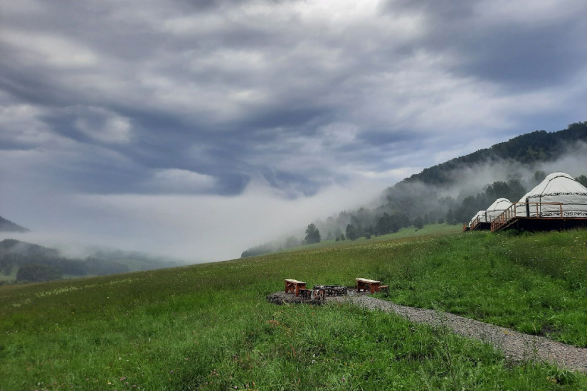 туманы в этно-глэмпинге Алтайское кочевье_altainomad.jpg
