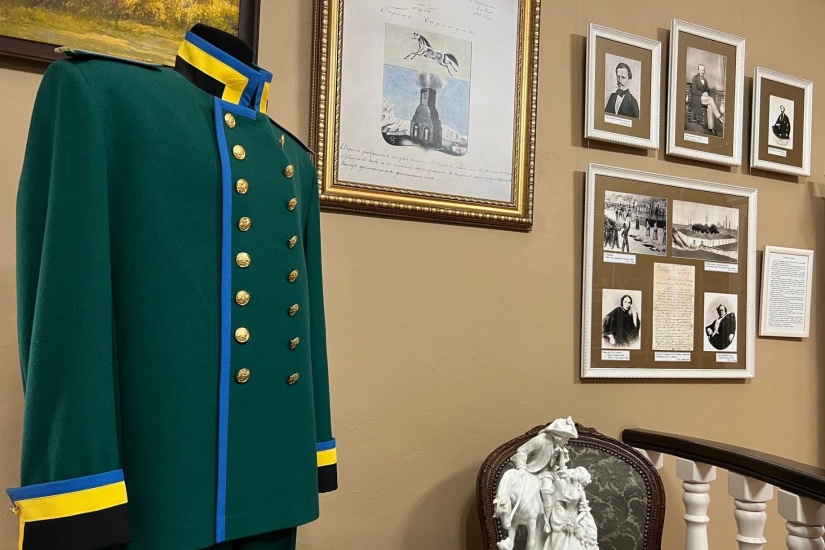 мини-выставка о Достоевском в Сибири_gmilika.jpg