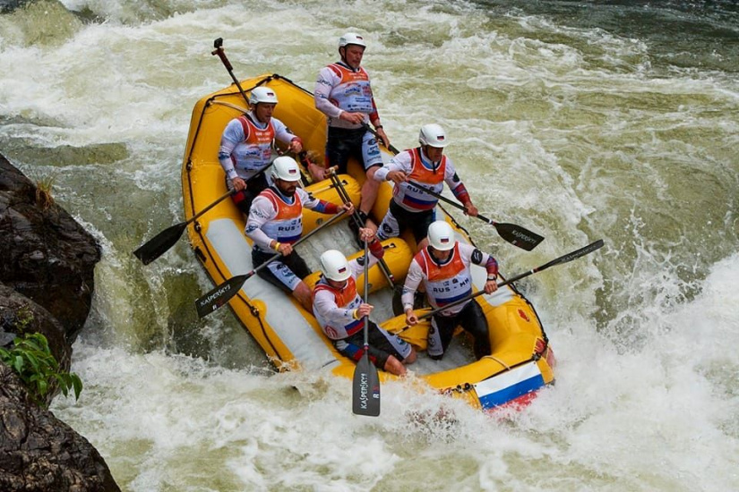 команда Алтайского края по рафтингу на реке Талли в Австралии_geoasu.jpg