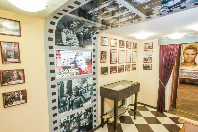 зал музея Екатерины Савиновой в Ельцовке_museumsavinova.jpg