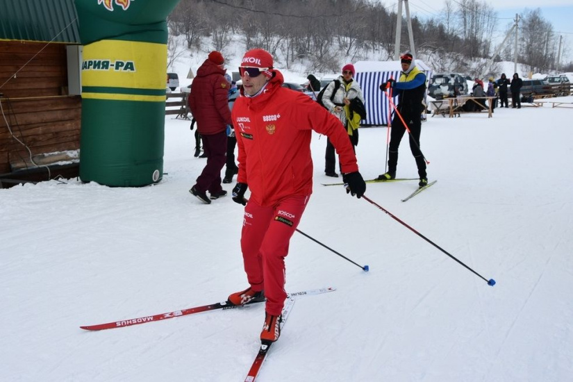 участник закрытия лыжного сезона-21 на ЛБК Алтайский_selo_altaiskoe.jpg