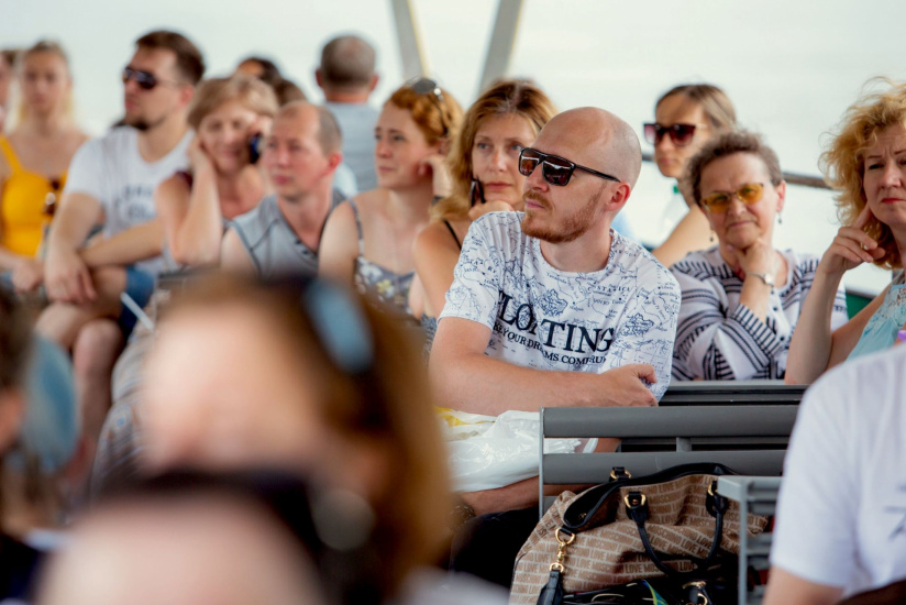 участники теплоходной экскурсии краеведческого музея_Владислав Воробьев.jpg