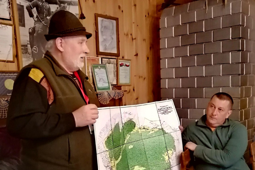 потомственный лесник усадьбы-экомузея Налибовские Васильки.jpg