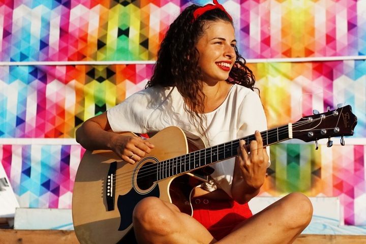 выступление у открытого микрофона на фестивале в Ребрихе_laptarebr.jpg