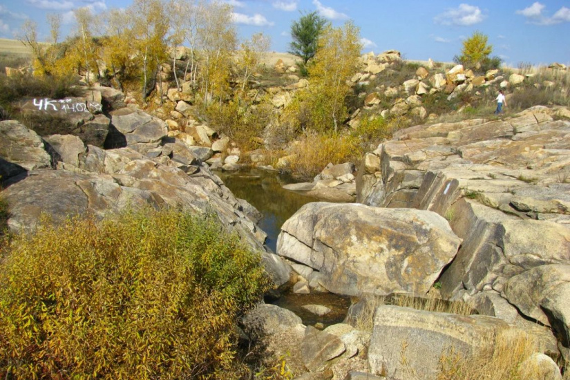 скальный каньон Каменная речка_Рубцовский район_zen.yandex.ru.jpg