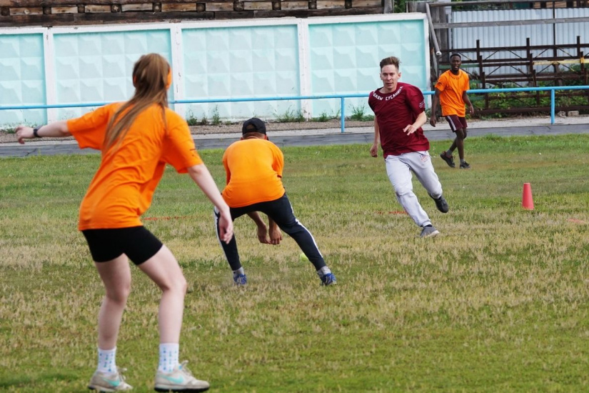 игра в лапту на фестивале спортивных забав Ивана Сусанина_laptarebr.jpg