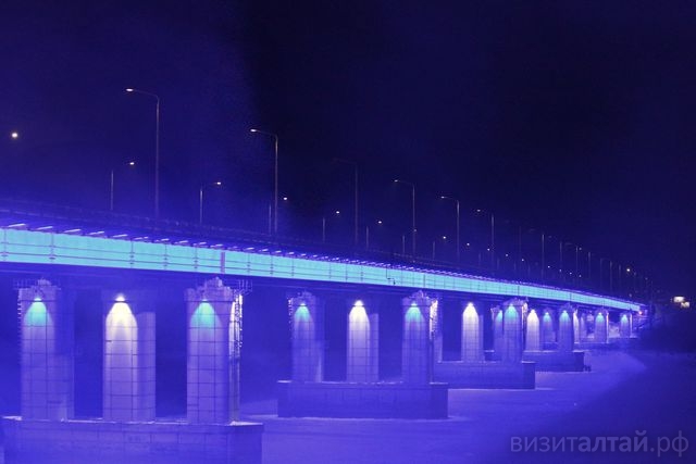 Мост с подсветкой Барнаул_Ивлев640.jpg