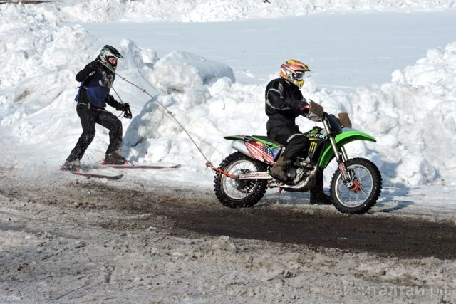 гонки мотолыжных экипажей Весенняя капель 2020_Виктор Пантыкин.jpg