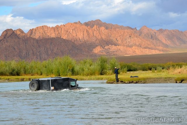 третья протока реки Ховд в Западной Монголии_Евгений Горбик.jpg