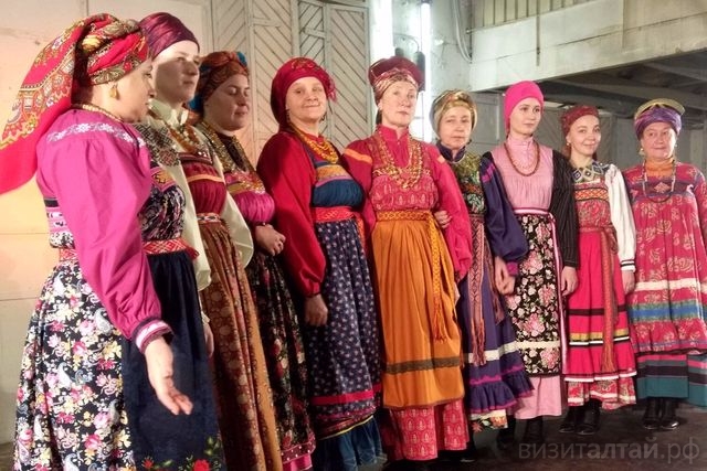 коллекция традиционных костюмов Староверы Алтая_Марина Сигарева.jpg