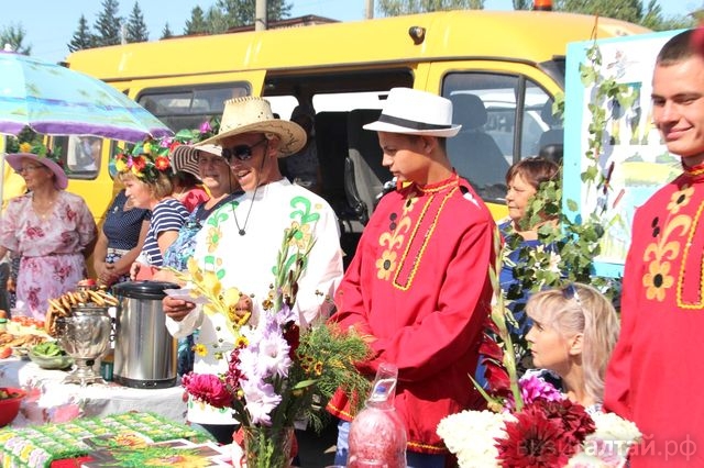 медово-яблочный спас в Баево_2019.jpg
