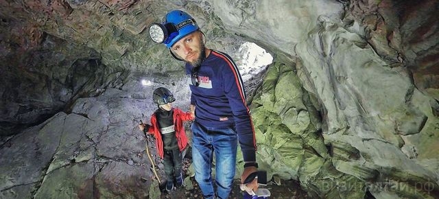 Анатолий Гейко снимает фильм в Тавдинских пещерах_anatoly_geyko.jpg
