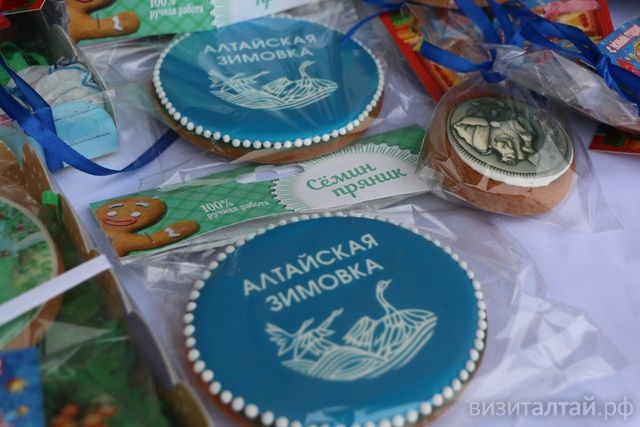 выставка ремесленников на празднике Алтайская зимовка_Ольга Кляйн.jpg