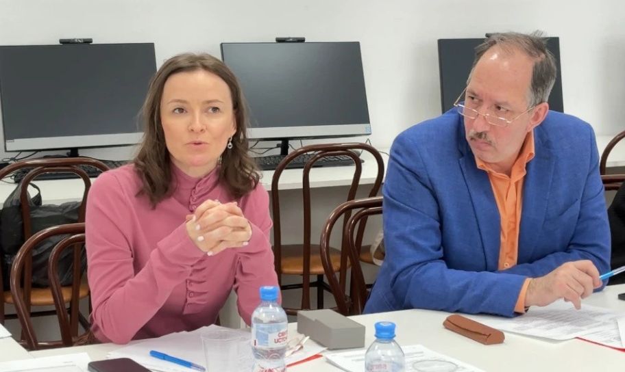 К экскурсоводам, аттестованным в Алтайском крае, добавился гид-переводчик. Экзамены продолжатся 9 апреля