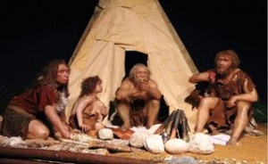 Ученые воссоздали среду обитания неандертальцев, живших на Алтае