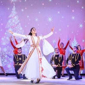 В фестивальные выходные на «Бирюзовой Катуни» выступит армянский ансамбль «Арцах»