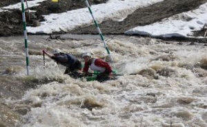 В Алтайском крае прошли первые соревнования на открытой воде  по  рафтингу и гребному слалому «Лосиные игры 2015»