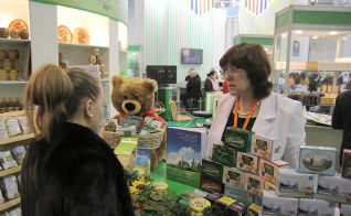 Уникальные продукты и альтернативные технологии лечения привлекают посетителей на стенд Алтайского края  на выставке MITT 