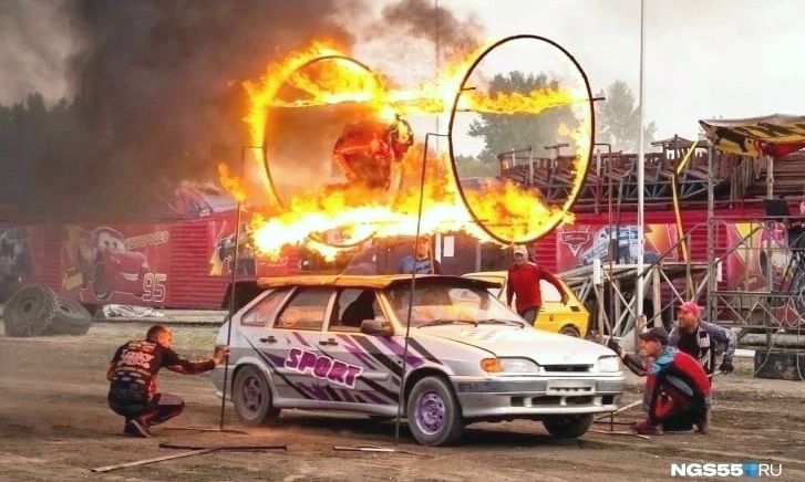 Днем – фестивали, вечером музыка и трюки, в сумерках – звездный гигант и кинопремьеры: уикенд-гид на 26-27 августа