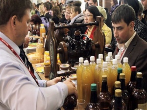 Угощать винами из черники и голубики будут виноделы Алтайского края на выставке «Интурмаркет-2015»