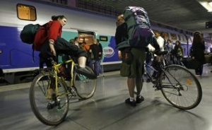 Пассажиры алтайских пригородных поездов до конца сентября смогут бесплатно перевозить велосипеды 