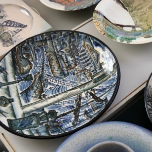 Произведения известного барнаульского керамиста пополнили фонд Государственного художественного музея Алтайского края