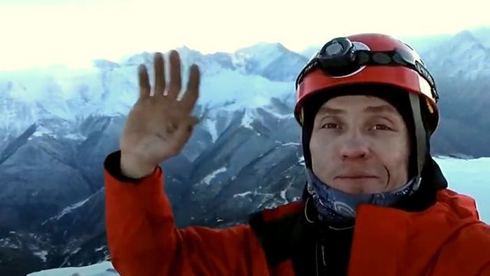 В День гор смотрим видео с чемпионата России по альпинизму. За камерой – драйвер барнаульского альпклуба «Восхождение»