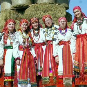 Живая энергия национальных песен и танцев: чем будут наполнены 11 и 12 июня на «Бирюзовой Катуни»