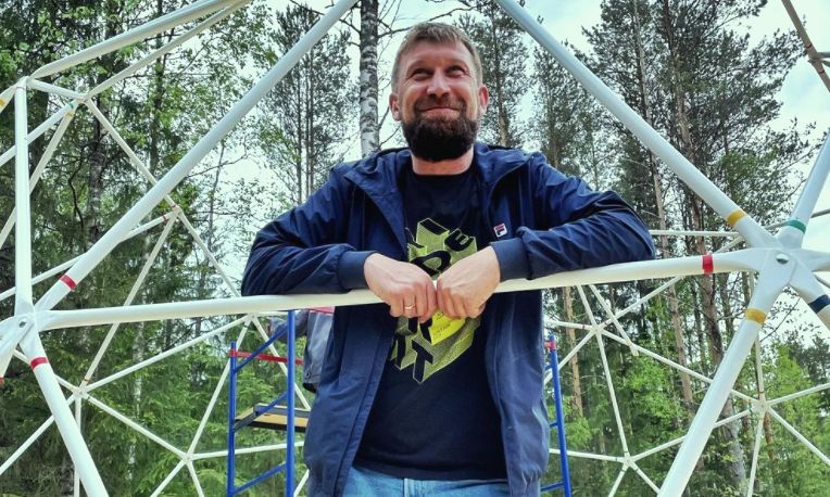 На форуме Ассоциации глэмпингов России выступит производитель купольных конструкций из Барнаула