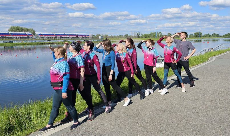 Море игр, фольклорное раздолье, соревнования в небе, на суше и воде: короткая программа на выходные в Алтайском крае