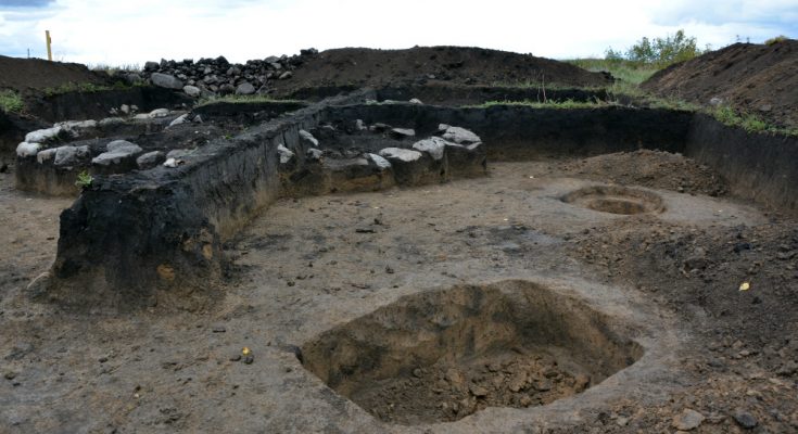 Захоронение пяти скифов открыто под Белокурихой археологами Алтайского госуниверситета