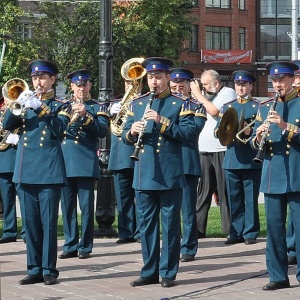 Два музыкальных марш-парада и пять оркестровых концертов увидят барнаульцы в День города