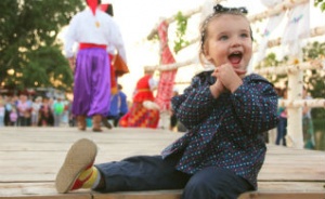 Фестиваль вареника на Алтае: приезжай, рот пошире разевай, ешь, пей, пуза не жалей! 
