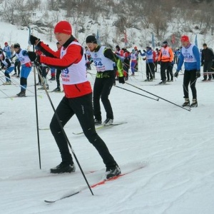 Вышедшие на лыжню Трассы здоровья в Алтайском выиграют путевку на двоих в санаторий «Аврора»