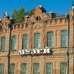 Роспотребнадзор разрешил туристам групповое посещение музеев