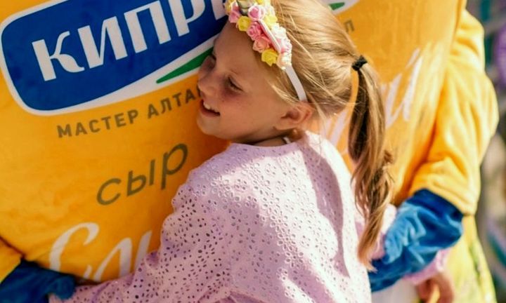 По сырной аллее на медовое кольцо: самый вкусный фестиваль в «Изумрудном» за два года вырос вдвое