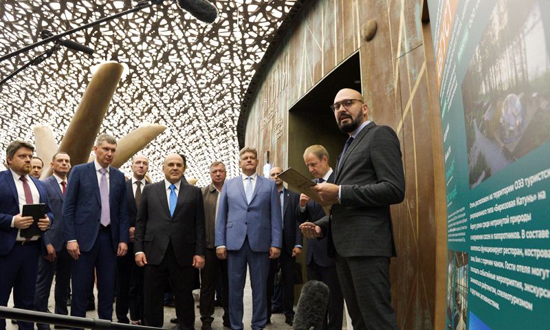 На совещании по развитию туризма в России Алтайский край назван среди лидеров популярности и возведения модульных отелей