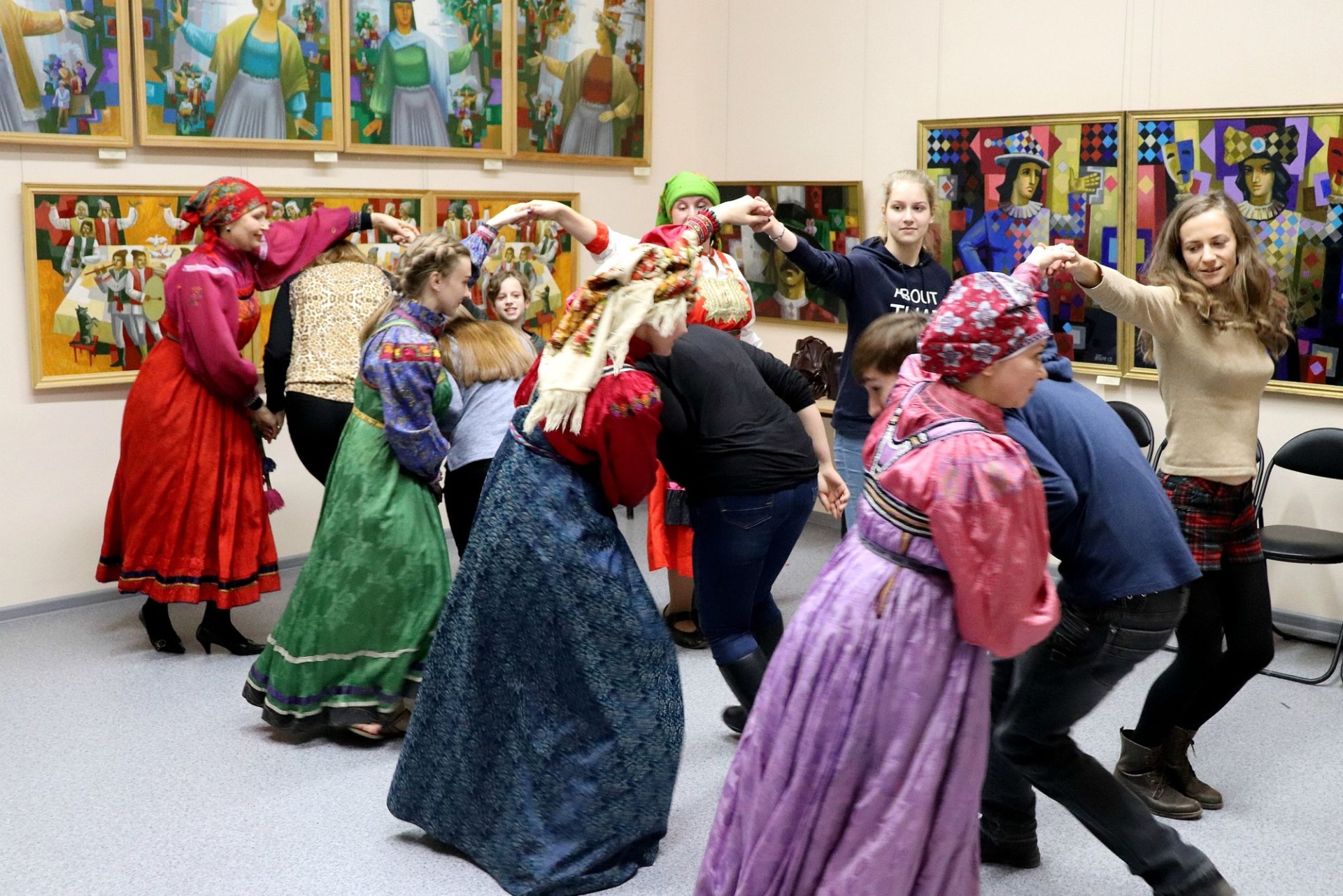 праздники крестьянского календаря в Художественном музее Алтайского края_muzeighmak.jpg