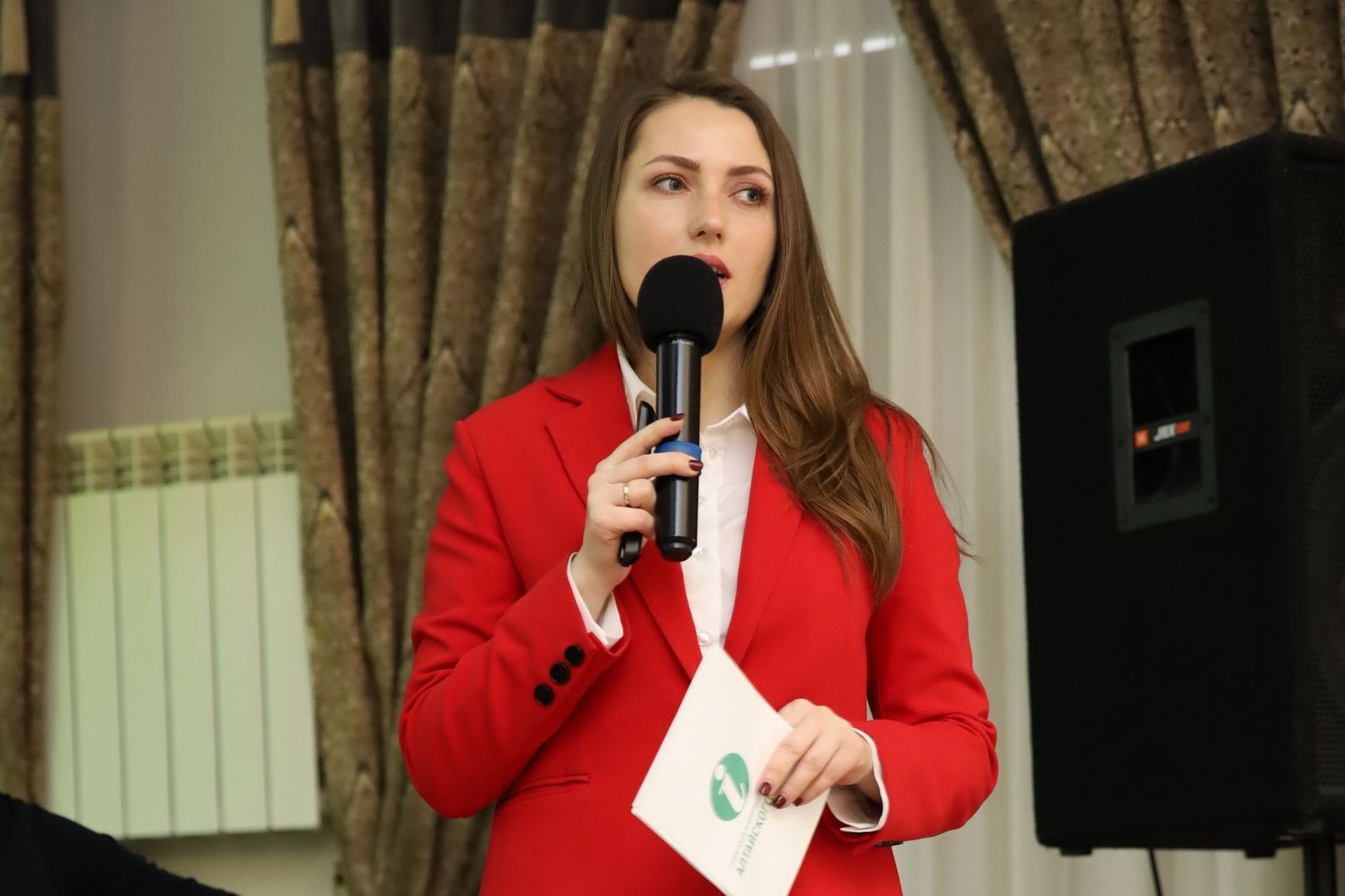 Анна Скобова представляет событийный туризм в Алтайском крае студентам Барнаульского кооперативного техникума_ bkt_media.jpg