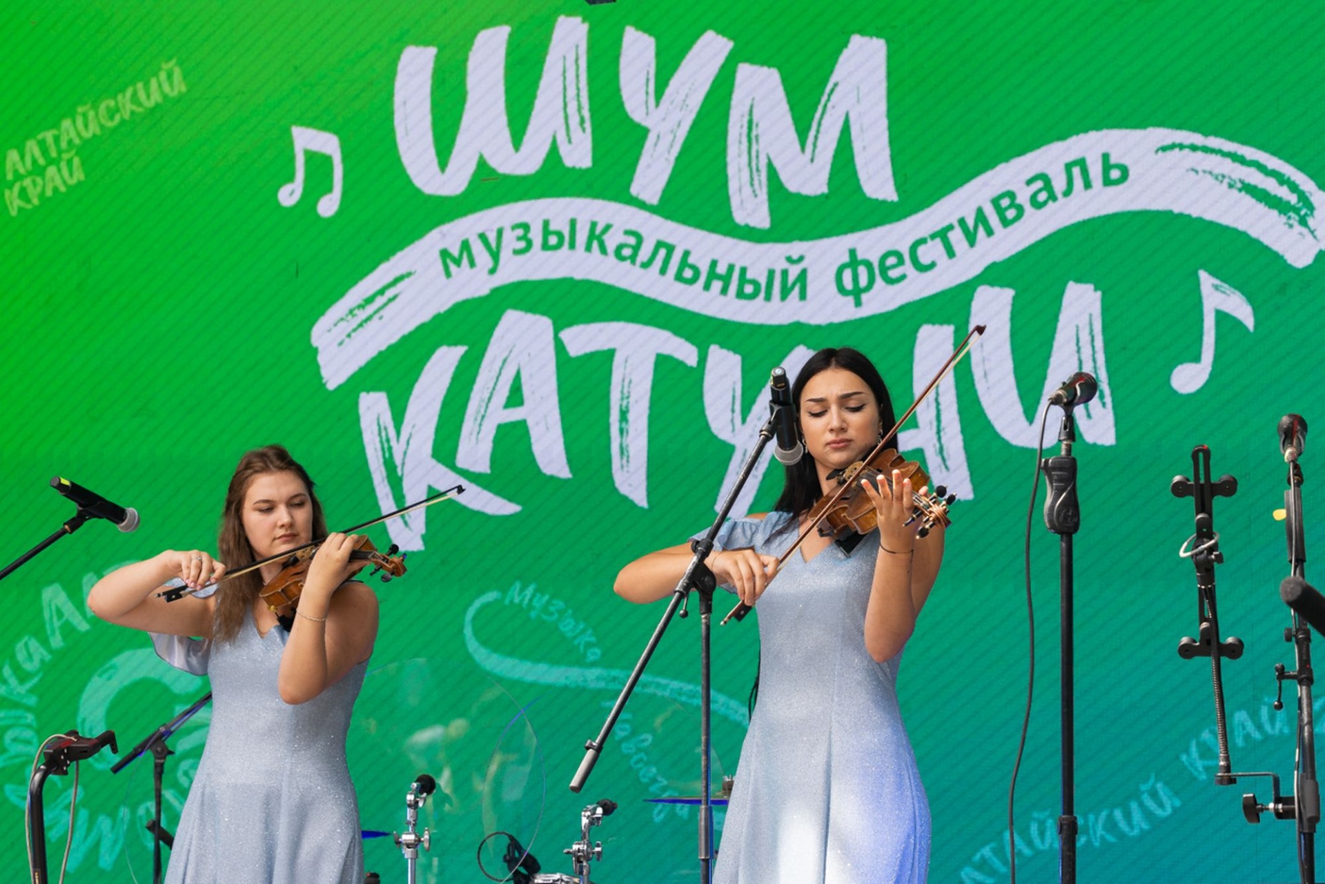 скрипичный дуэт Каприс_Всеволод Клещев.jpg