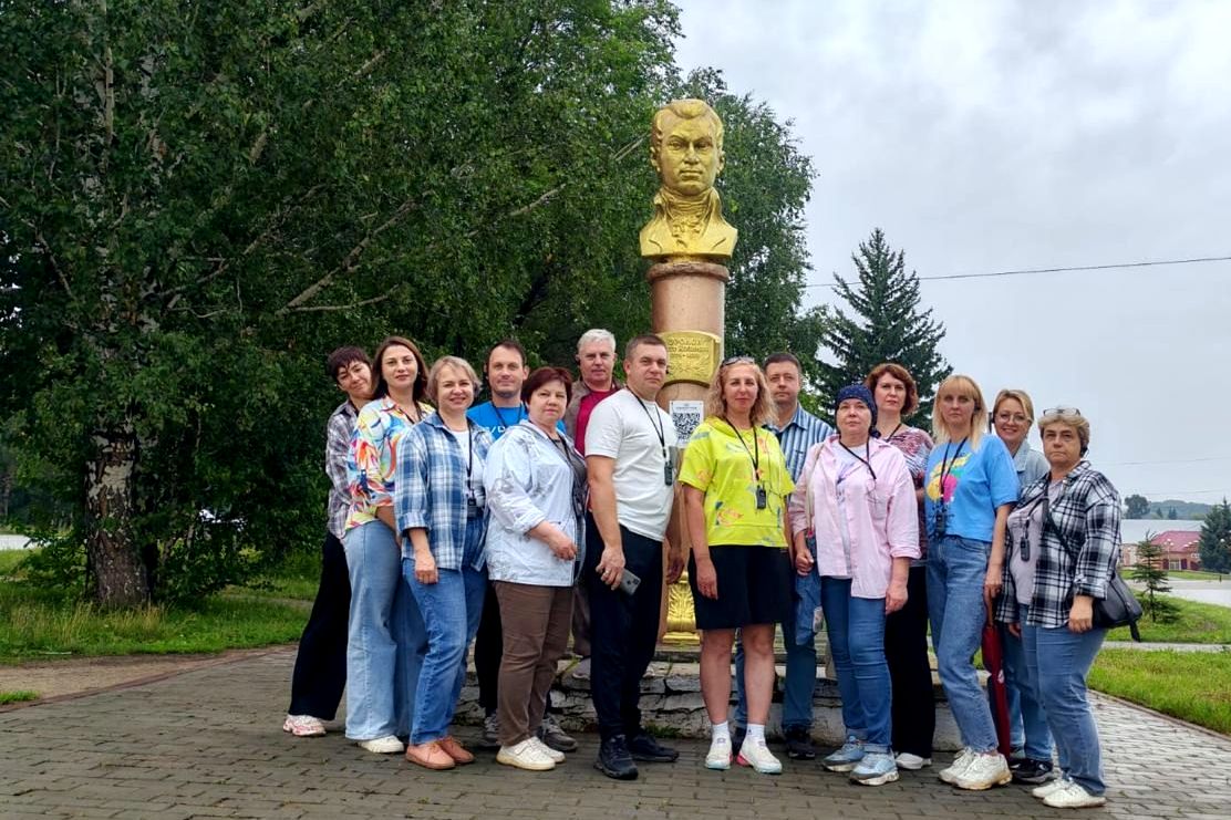 экскурсия на маршруте Пути-дороги Петра Фролова_museizmei.jpg