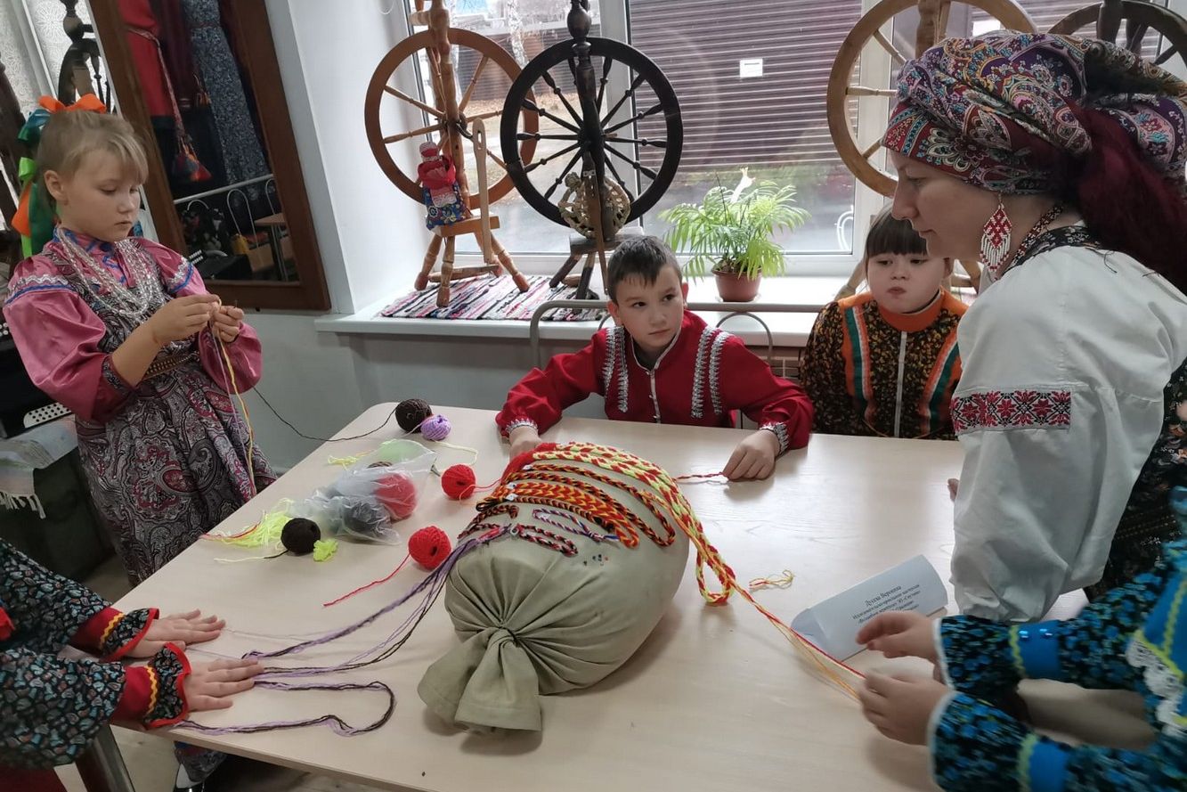 мастер-класс этнофорума Сибирские беседы_vlasiha-tradition.ru.jpg