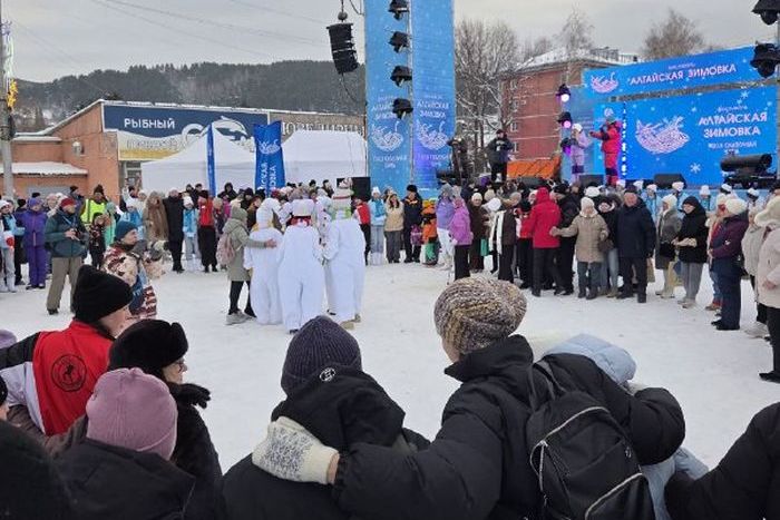 круг объятий Алтайской зимовки_Лидия Дашкова.jpg