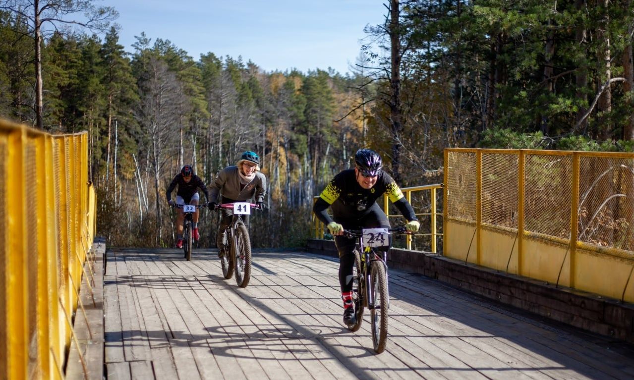 участники велогонки TAMARA AUTUMN RACE _tamaratravel22.jpg