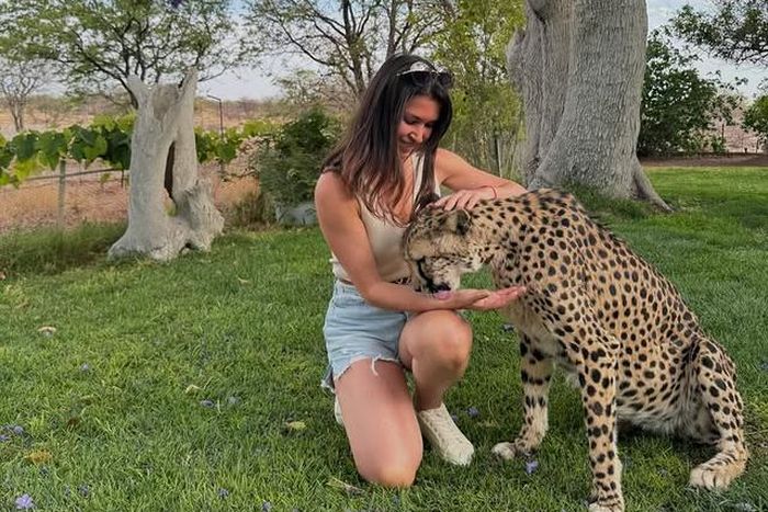 фотосессия с гепардом_Яна Ефременко.jpg