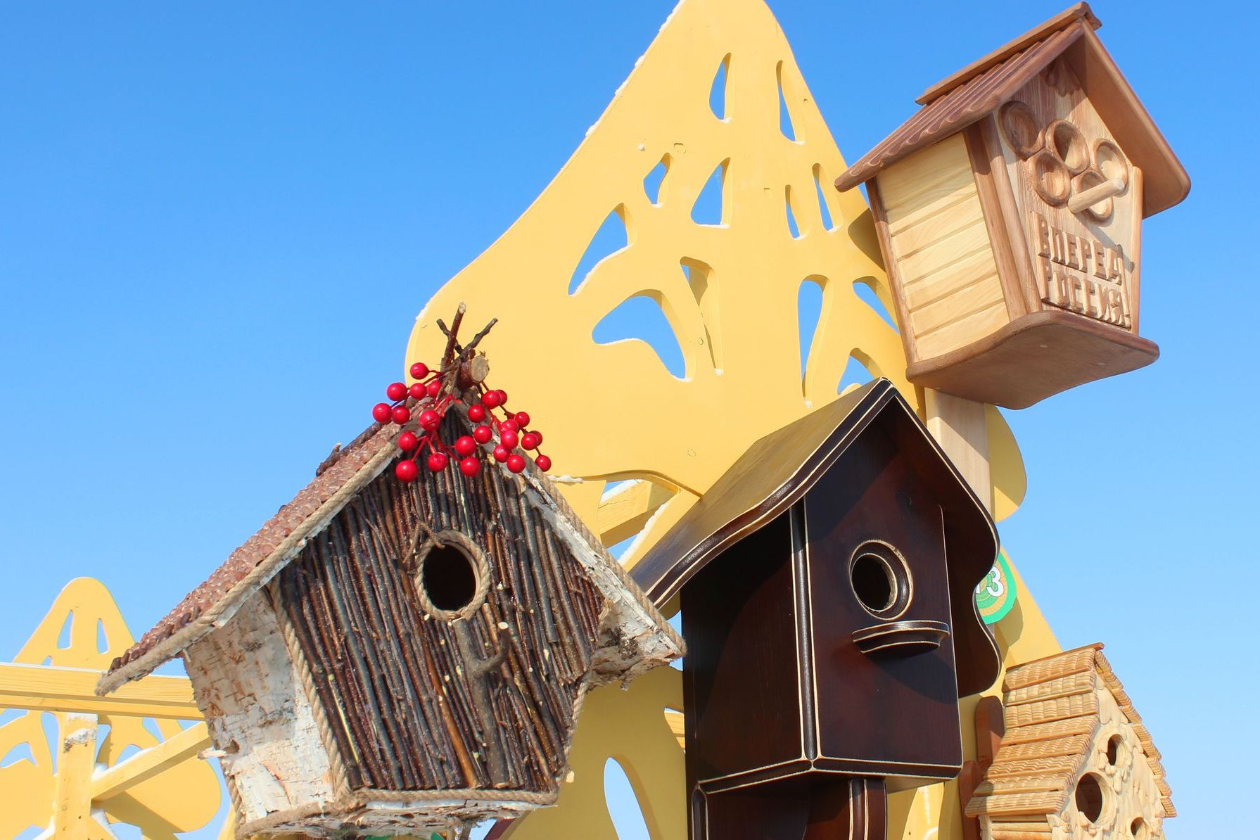 конкурсные скворечники Сибирской Масленицы_Юлия Садвоквасова.jpg