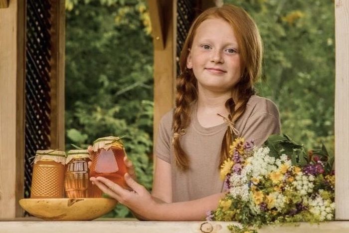 мед с Пантелеймоновой пасеки на усадьбе Сокол_sokol-altai.com.jpg