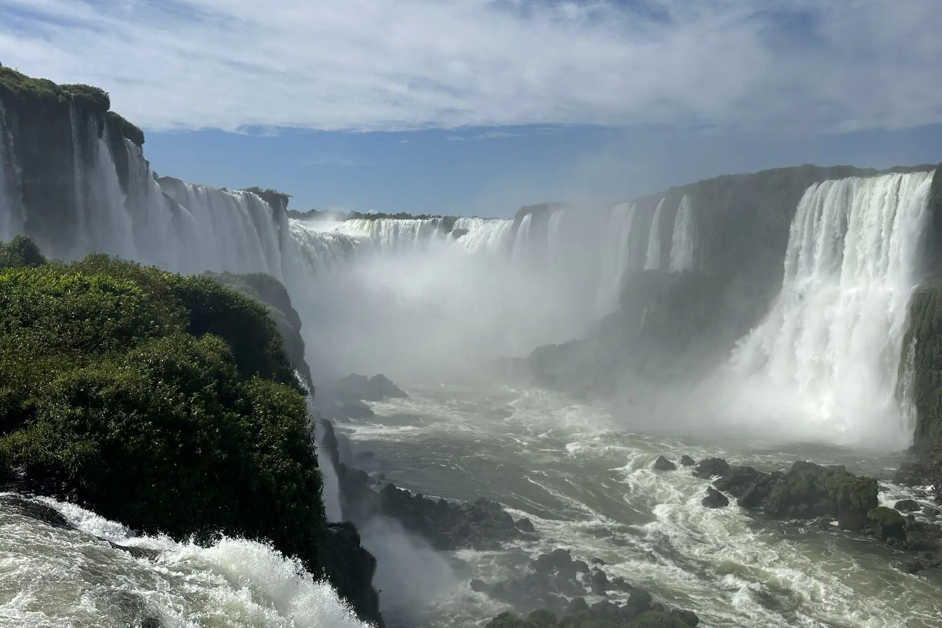 водопады Игуасу в Южной Америке_Сергей Блошкин.jpg